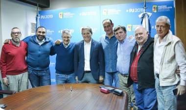 Arrieta participó de una reunión del PJ provincial 