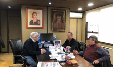 Arrieta se reunió con Hugo Moyano y el "Cholo" García