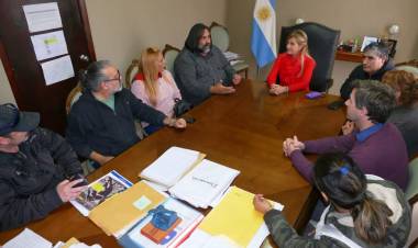 Fassi mantuvo un encuentro con Roberto Baradel