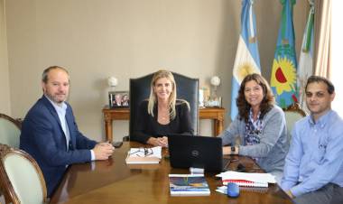 El Municipio priorizó el pedido de dársenas de accesos en Uribelarrea y República Oriental del Uruguay