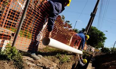 Construirán una obra de agua para 2.500 personas en Máximo Paz Oeste