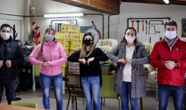 El Municipio entregó 800 kilos de mercadería a APYAD