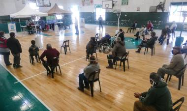 Se desarrolló una nueva jornada de vacunación en el Club Juventud