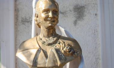 Homenaje a Eva Duarte en el 68° aniversario de su fallecimiento