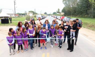El Municipio inauguró la obra de asfalto en las calles Allende y Jauretche