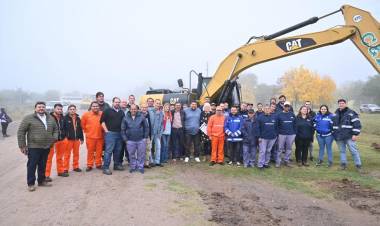 Dieron comienzo a las obras de asfalto en el Camino del 72 de Gobernador Udaondo