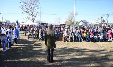 LA LOCALIDAD DE SANTA ROSA FESTEJÓ SUS 77 AÑOS