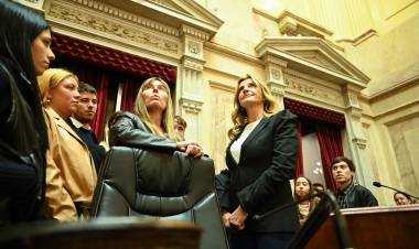 Marisa Fassi visitó el Senado para impulsar la aprobación de la Universidad Nacional de la Cuenca del Salado