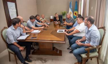 La intendenta Marisa Fassi recibió al superintendente de Seguridad Rural de la Provincia