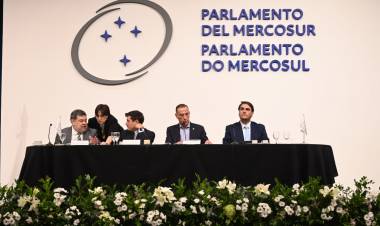 Arrieta incluyó la Expo Cañuelas y la XXIV Fiesta Provincial del Dulce de Leche en la agenda del Parlasur