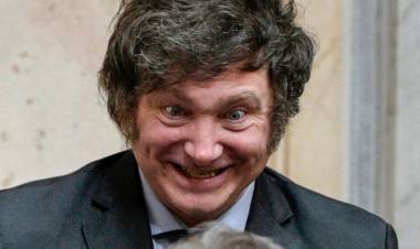 ¡BAJEZA! MILEI AJENO A VALORES ÉTICOS Y MORALES UTILIZÓ A UN NIÑO AUTISTA PARA ATACAR A CFK