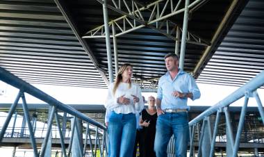 MARISA FASSI RECORRIÓ EL MERCADO AGROGANADERO DE CAÑUELAS