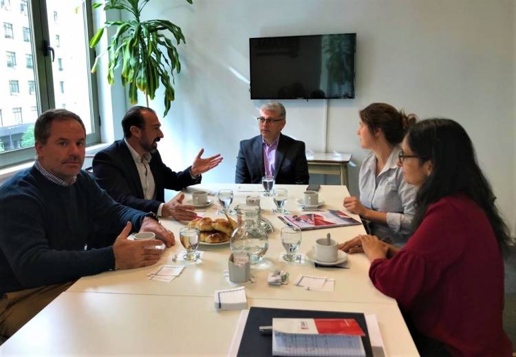 La Municipio y la UCASAL evalúan una oferta educativa