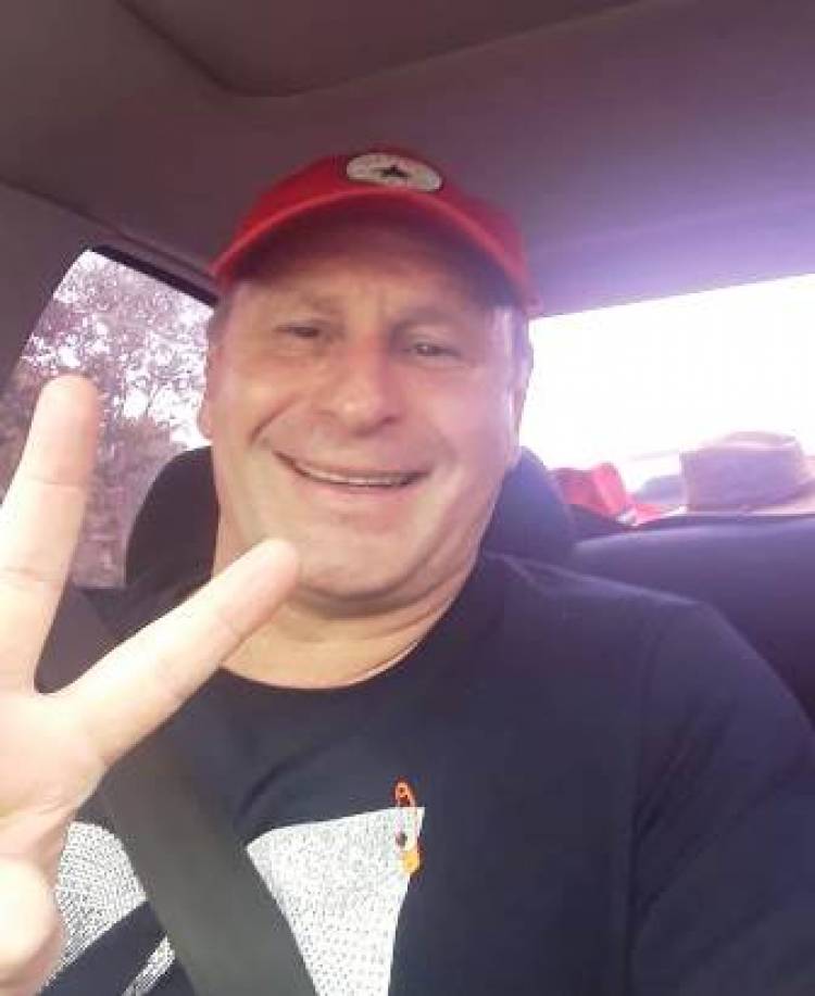 LA CADENA DEL CINISMO