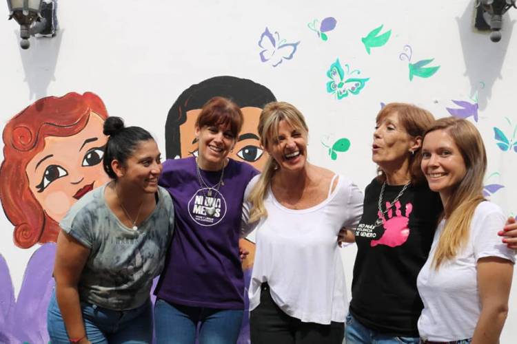 Día de la Mujer: mañana de arte y reflexión en el espacio “Las Mirabal”