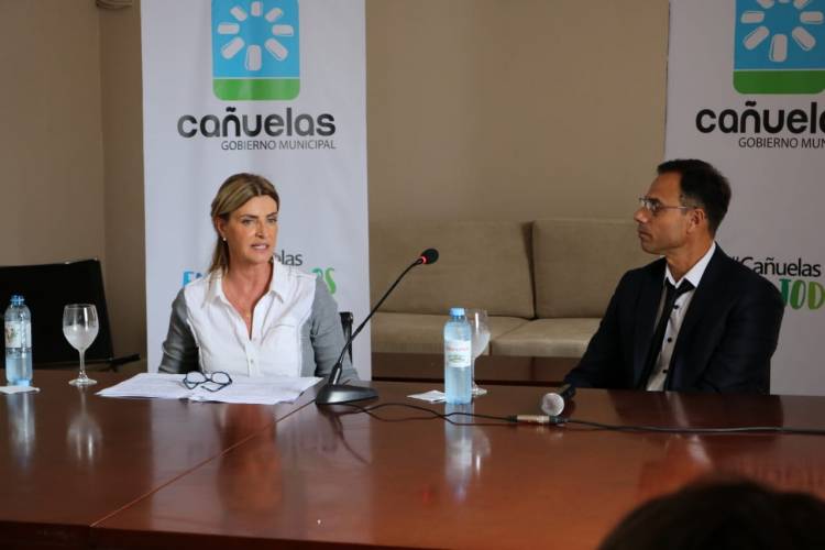 Fassi presentó al nuevo director Ejecutivo del Hospital Regional Cuenca