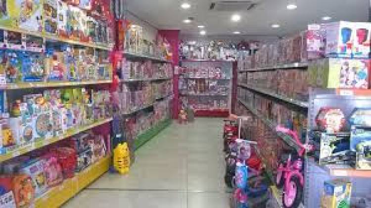 Extienden el horario comercial para el día del niño