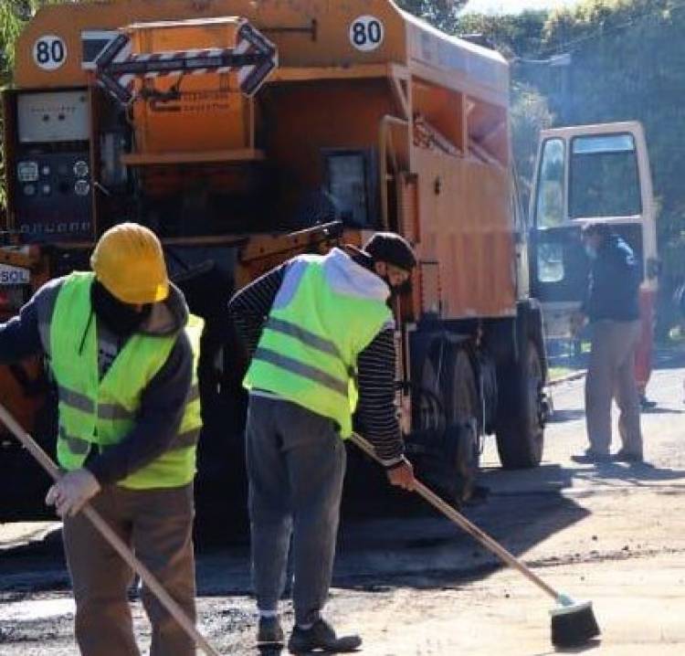 Obras en la calle 25 de Mayo, entre Libertad y Rivadavia