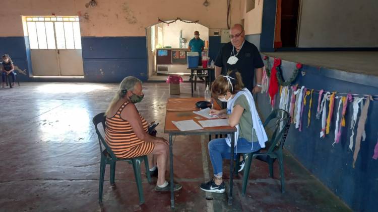 COVID19: Continúan los operativos de vacunación descentralizados