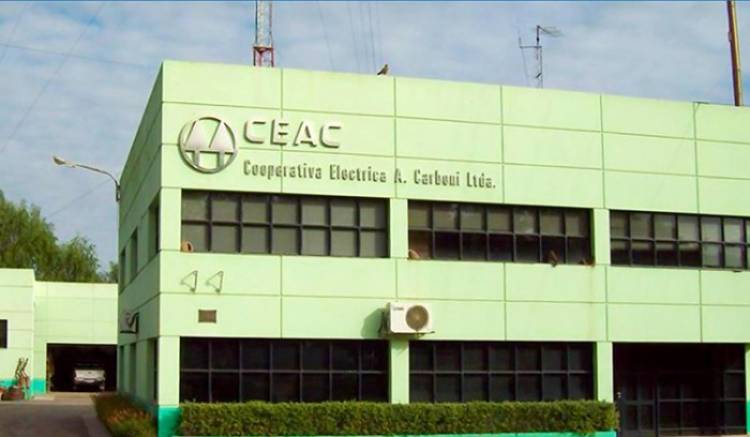 Reunión con vecinos de Uribelarrea por suministro eléctrico