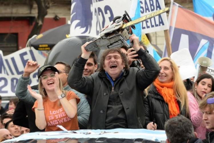 Juan Grabois: “El corazón de la bomba es el plan económico”