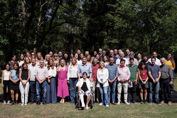 El PJ se pliega a la lucha contra el ajuste de Milei y anuncia que "el federalismo no se negocia"