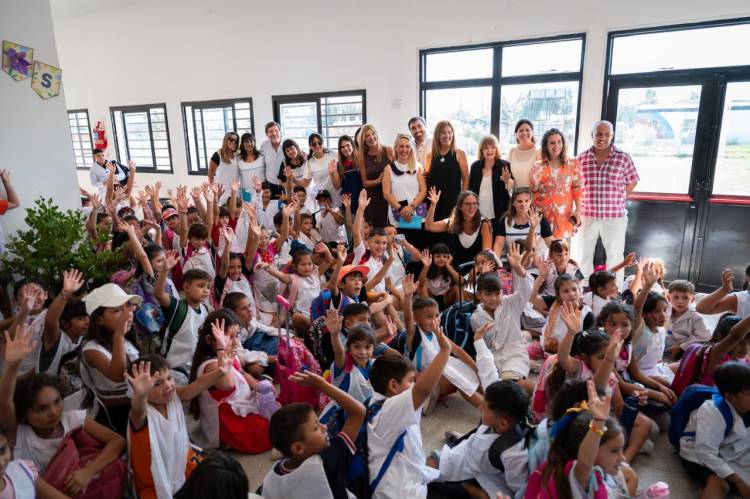 Se inauguró la Escuela Primaria N° 35 en Máximo Paz Oeste
