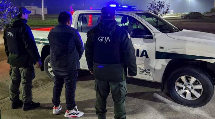 Gendarmería capturó a un hombre que era buscado en Bahía Blanca por abuso sexual
