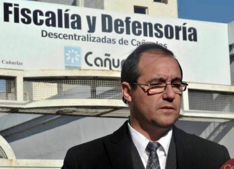 Condenaron al ex fiscal Rodolfo Robatto por la usurpación de un campo y el robo de sus bienes
