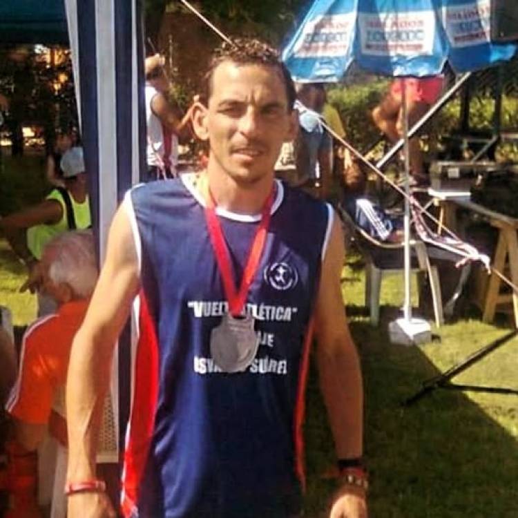 Duelo Comunitario por la partida de Javier Burgos